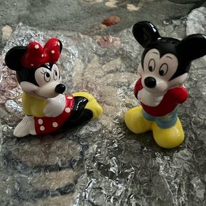 Mickey and Minnie Mouse salt and pepper shakers
